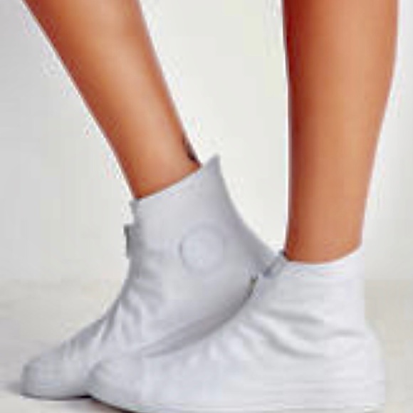 Converse Shoes - Hi top boot converse